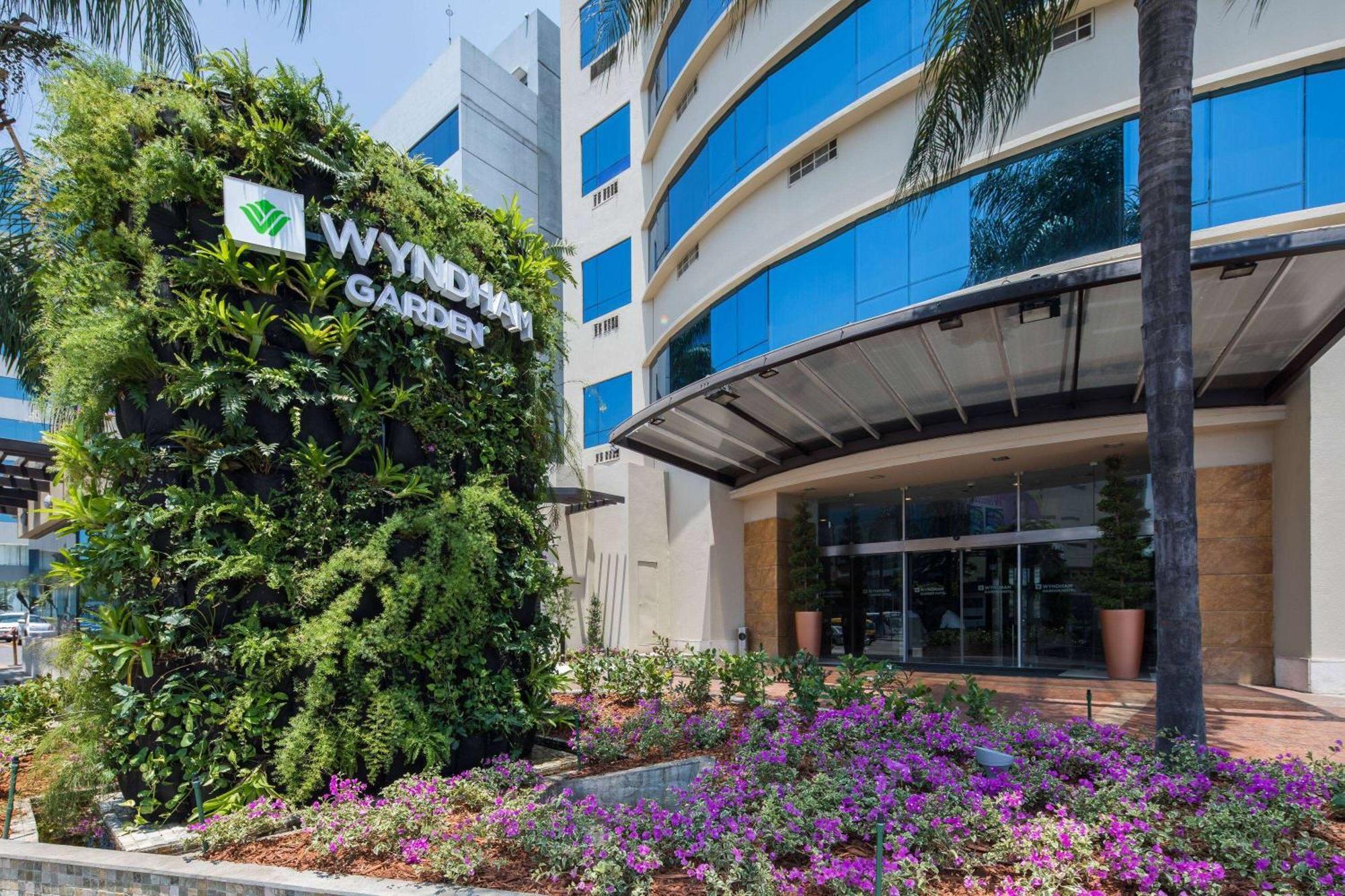 Hotel Wyndham Garden Guayaquil Exterior foto