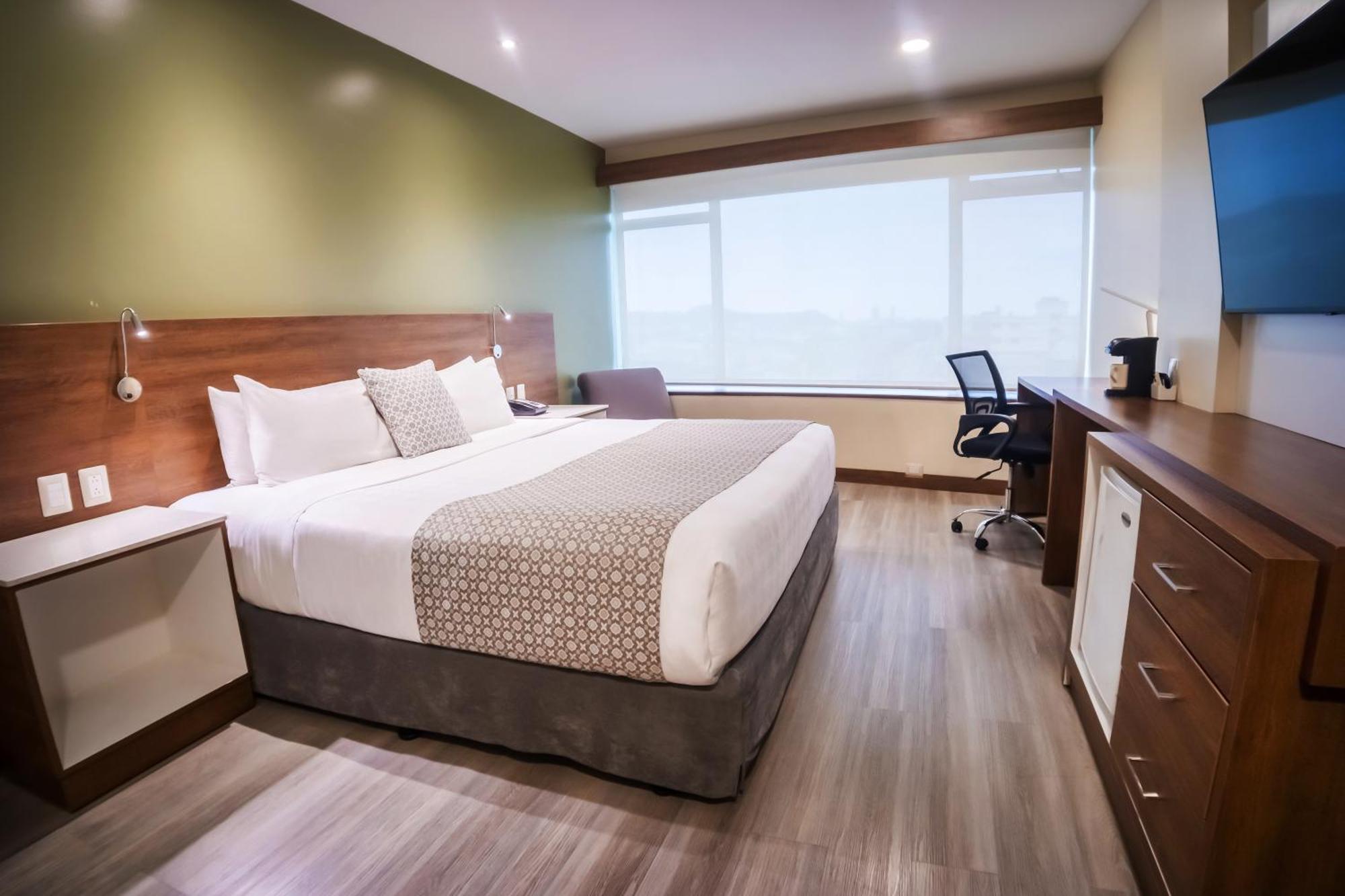 Hotel Wyndham Garden Guayaquil Exterior foto