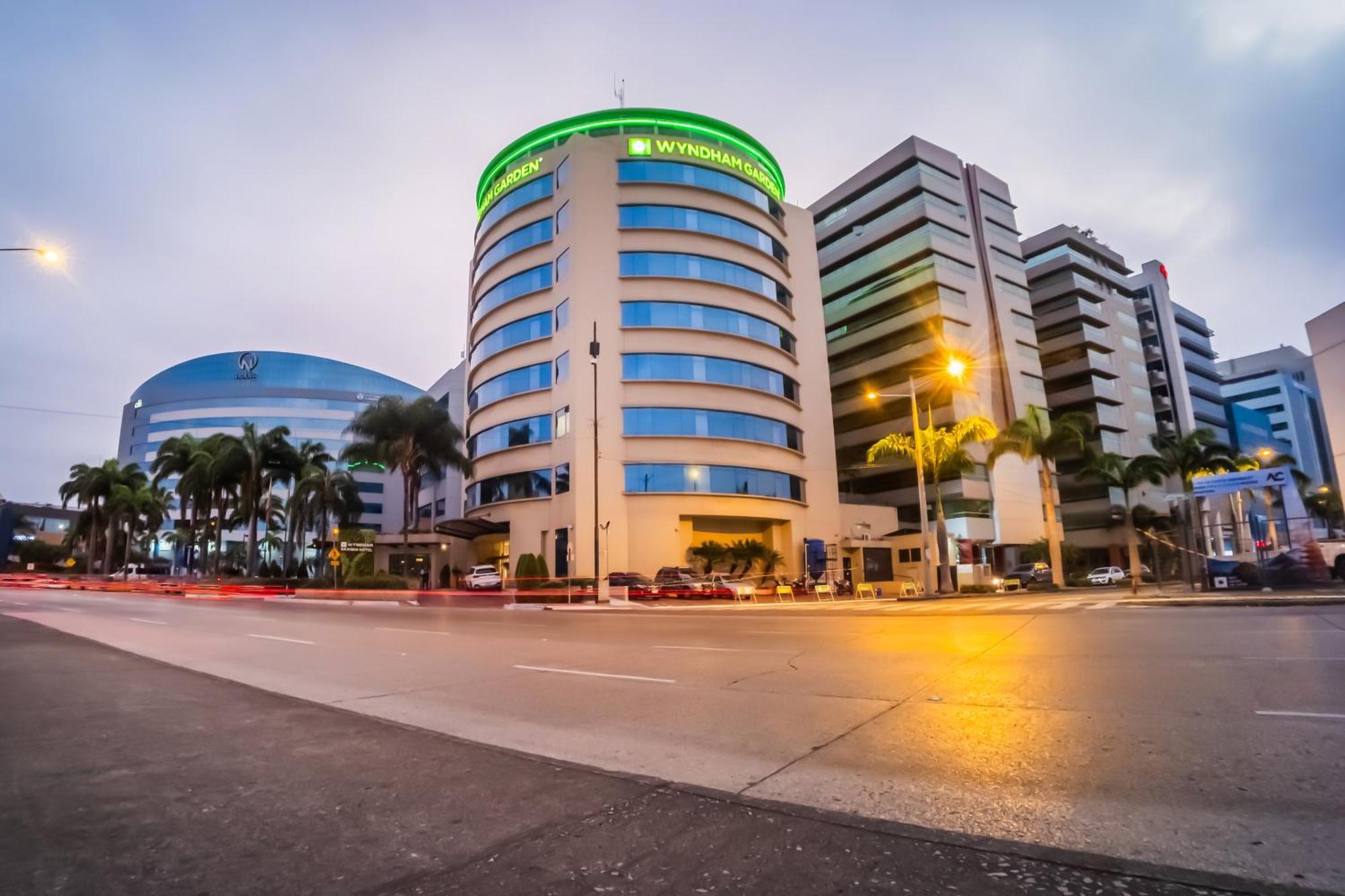 Hotel Wyndham Garden Guayaquil Exterior foto